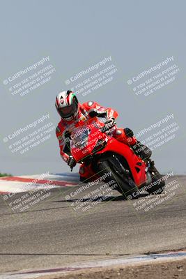 media/May-22-2023-Fastrack Riders (Mon) [[ae7626d9d8]]/Level 2/1230pm (Outside Grapevine)/